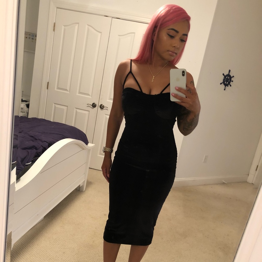 Velvet Midi dress